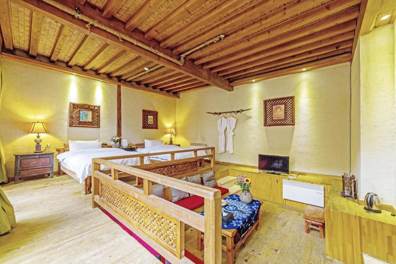 Lijiang Shuhe Yuefeng Resort Hotel Dış mekan fotoğraf